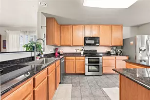 212 Cheyenne Dr, Waxahachie, TX 75165 - Photo 10