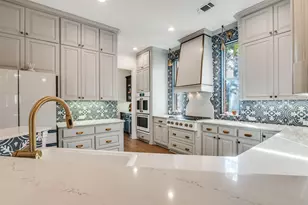 8005 Rosemont Dr, Plano, TX 75025 - Photo 12
