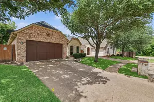 2016 Kodiak Ct, Arlington, TX 76013 - Photo 2