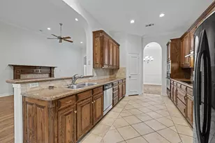 2016 Kodiak Ct, Arlington, TX 76013 - Photo 12