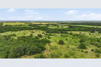 647 County Road 1480, Alvord, TX 76225 - Photo 2