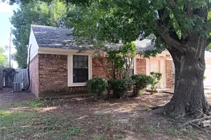 3618 Wentworth Dr, Arlington, TX 76001 - Photo 2