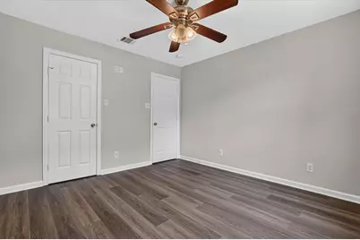 624 Hallvale Drive, White Settlement, TX 76108 - Photo 18