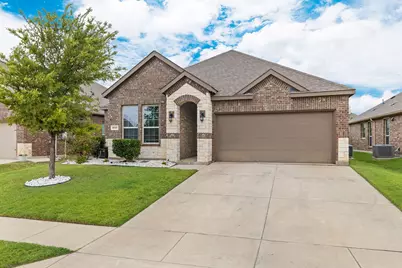 2717 Ainsworth Road, Aubrey, TX 76227 - Photo 2