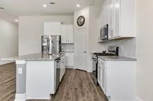 2717 Ainsworth Rd, Aubrey, TX 76227 - Photo 16