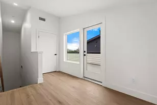 2203 Hondo Ave, Dallas, TX 75219 - Photo 28