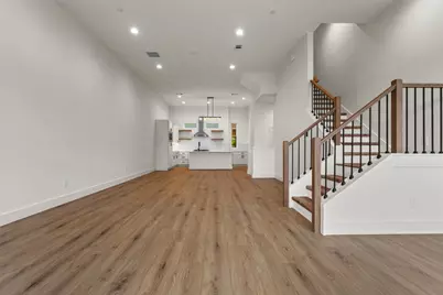 2203 Hondo Avenue #202, Dallas, TX 75219 - Photo 10