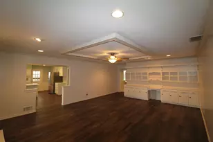 10146 Coveridge Dr, Dallas, TX 75238 - Photo 10