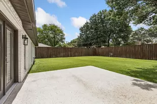 7124 Meadow Rd, Dallas, TX 75230 - Photo 32