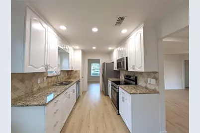 1400 Oakhill Drive, Plano, TX 75075 - Photo 14