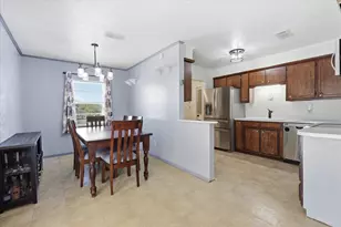 892 Highland Cir, Springtown, TX 76082 - Photo 8