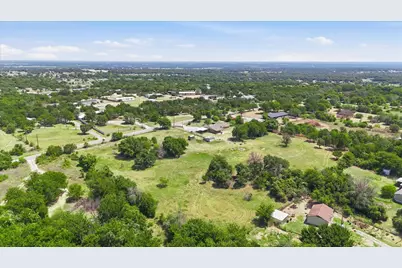892 Highland Circle, Springtown, TX 76082 - Photo 38