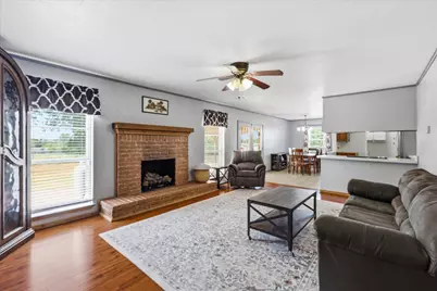 892 Highland Circle, Springtown, TX 76082 - Photo 4