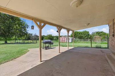 892 Highland Circle, Springtown, TX 76082 - Photo 28