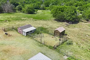 892 Highland Cir, Springtown, TX 76082 - Photo 34