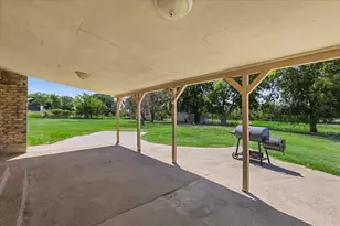 892 Highland Cir, Springtown, TX 76082 - Photo 28