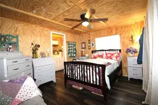 921 Crown Dr, Tool, TX 75143 - Photo 18