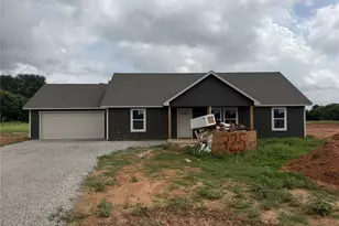 325 Altom Rd, Springtown, TX 76082 - Photo 1