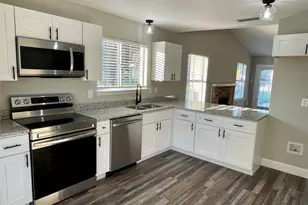 3917 Queens Ct, Garland, TX 75043 - Photo 4