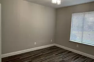 3917 Queens Ct, Garland, TX 75043 - Photo 10