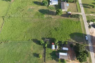 13658 Woodridge, Eustace, TX 75124 - Photo 2