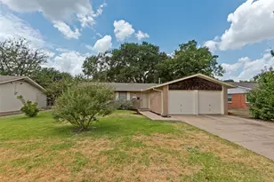 12123 Sunland St, Dallas, TX 75218 - Photo 2