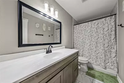 208-212 Queen Drive, Hewitt, TX 76643 - Photo 10