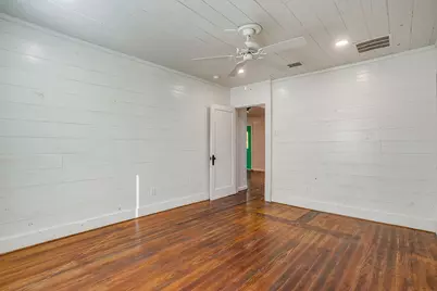 619 W Live Oak Street, Jacksboro, TX 76458 - Photo 20