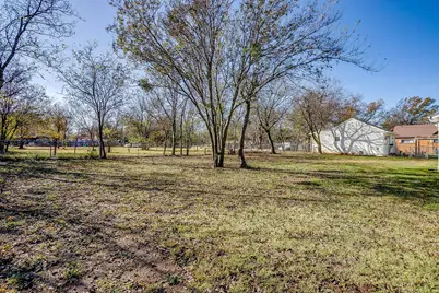 619 W Live Oak Street, Jacksboro, TX 76458 - Photo 30