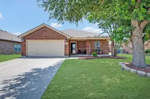 804 Bur Oak Dr, Burleson, TX 76028 - Photo 1
