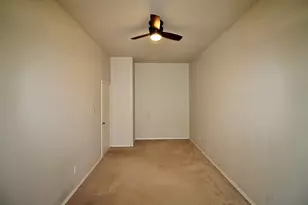 2816 Park Springs Dr, Grand Prairie, TX 75052 - Photo 22