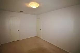 2816 Park Springs Dr, Grand Prairie, TX 75052 - Photo 18