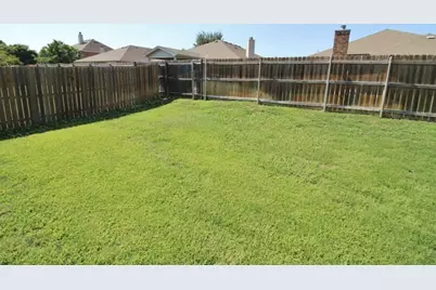 2816 Park Springs Drive, Grand Prairie, TX 75052 - Photo 24