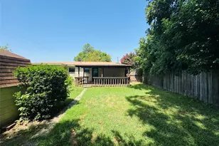 816 Lakeside Dr, Mesquite, TX 75149 - Photo 2