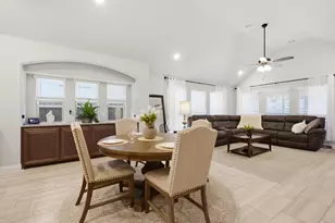 540 Ramon St, Burleson, TX 76028 - Photo 12