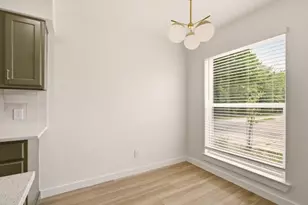 908 Isbell Rd, Fort Worth, TX 76114 - Photo 6