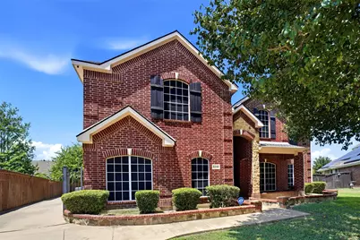5231 Woodfield Drive, Grand Prairie, TX 75052 - Photo 2