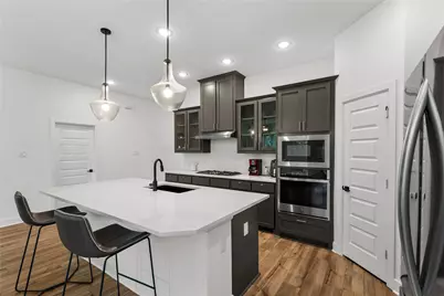 8608 Spindletop Drive, Fort Worth, TX 76120 - Photo 12