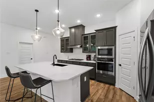 8608 Spindletop Dr, Fort Worth, TX 76120 - Photo 12