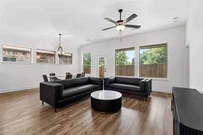 8608 Spindletop Drive, Fort Worth, TX 76120 - Photo 18