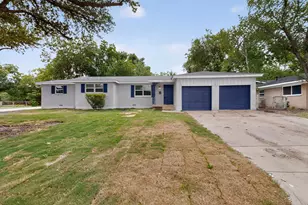 4401 Steven St, North Richland Hills, TX 76180 - Photo 2