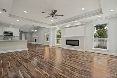 2325 Warwick Avenue, Grand Prairie, TX 75052 - Photo 4