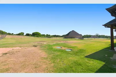 121 Friendship Way, Boyd, TX 76023 - Photo 32
