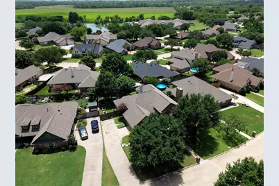 106 Honeysuckle Drive, Justin, TX 76247 - Photo 24
