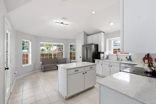 2771 Oakdale Dr, Burleson, TX 76028 - Photo 10