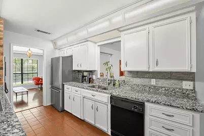 4600 Applewood Road, Fort Worth, TX 76133 - Photo 8