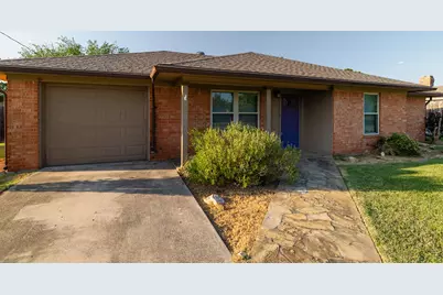 4 Cole Circle, Krum, TX 76249 - Photo 2