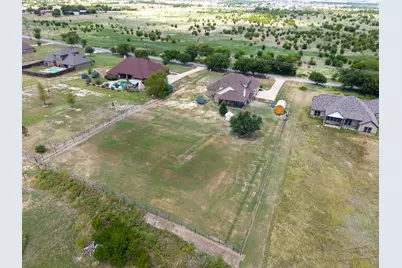 8909 County Road 915, Godley, TX 76044 - Photo 38