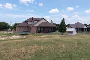 8909 County Rd 915, Godley, TX 76044 - Photo 30