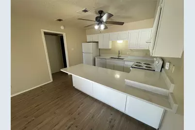 61 Runaway Bay Drive #102A, Runaway Bay, TX 76426 - Photo 6